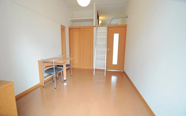 レオパレスコンフォート - Isehara student accommodation - 105号房间(带独立厨房)