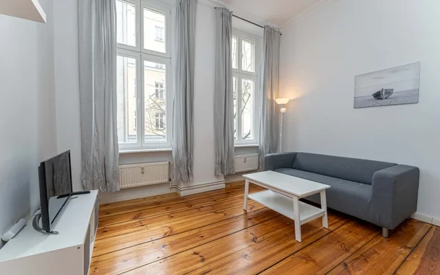 Studio Apartment 0
