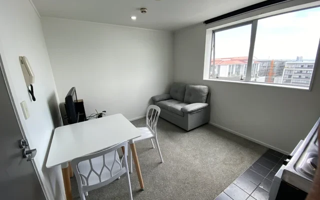 34 Kingston Street 0