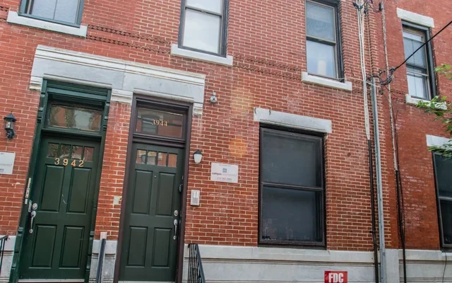 UCA - 3944 Pine Street 2