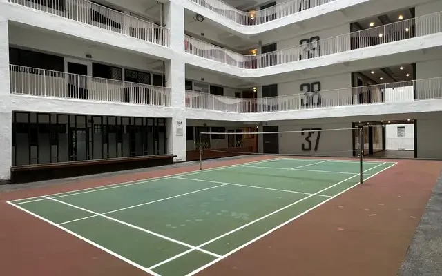 International Plaza - HC 3