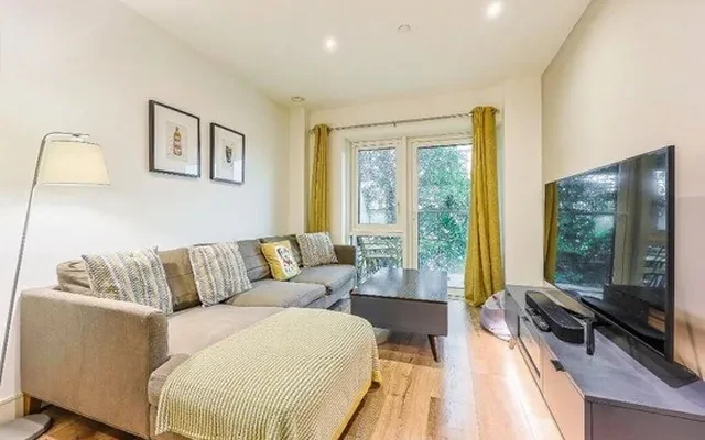 LH-Trafalgar House 1