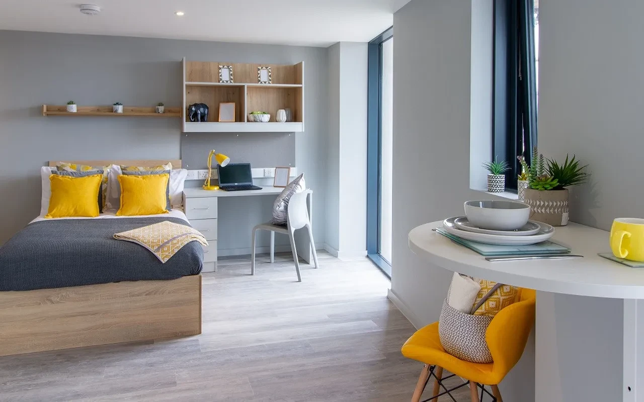 Renslade House 20
