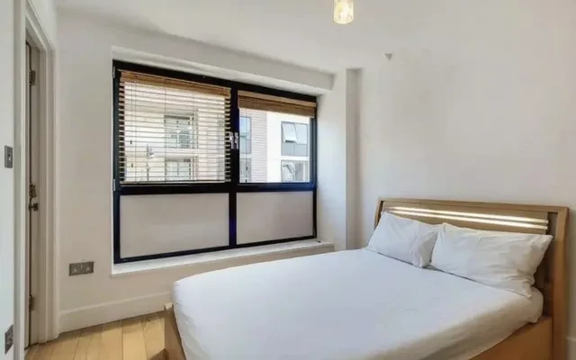 LH-Drummond Street 2