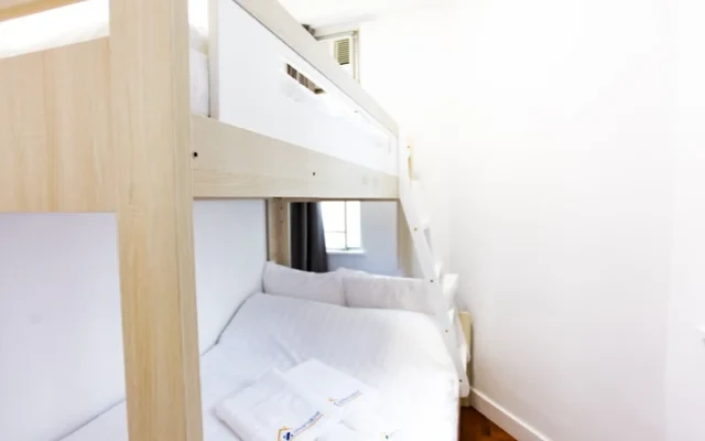Fortress Hill(9): 2 Bedroom near MTR 2