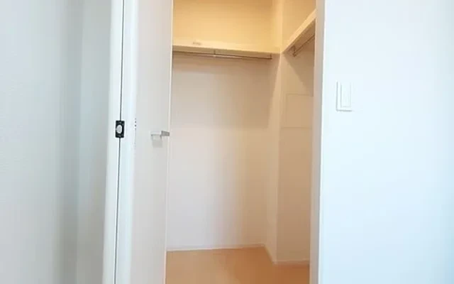 AFC Residence XVII 305 rooms 3