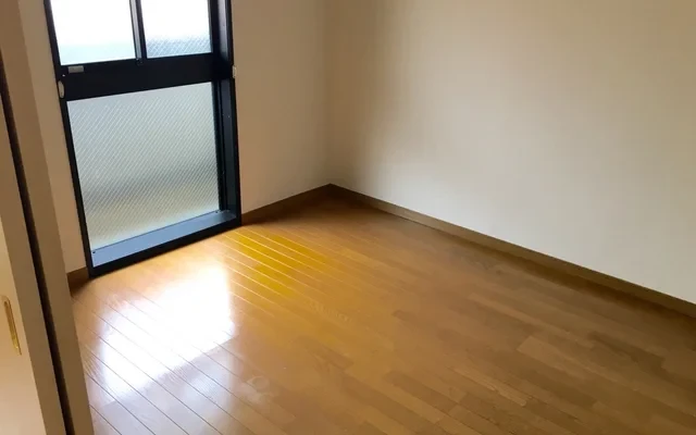 レオパレスエスペランサ - 足柄上郡開成町の学生向け宿泊施設 - 301号房间(带客厅/餐厅/独立厨房)