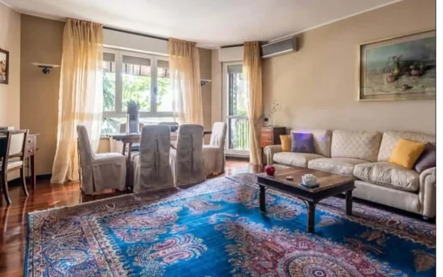 Apartment in Viale Paolo Onorato Vigliani, Milano for 162 m² with 3 bedrooms 2