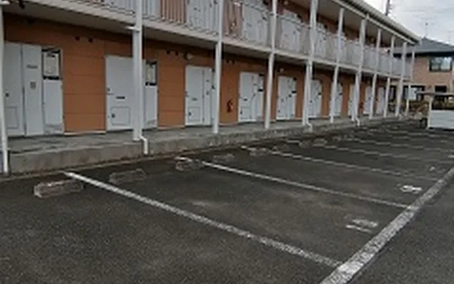 レオパレスボヌール 4