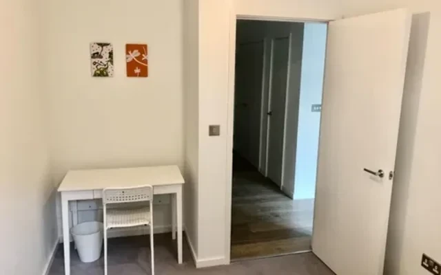 Comfy Double Bedroom close to Alexandra Park 1