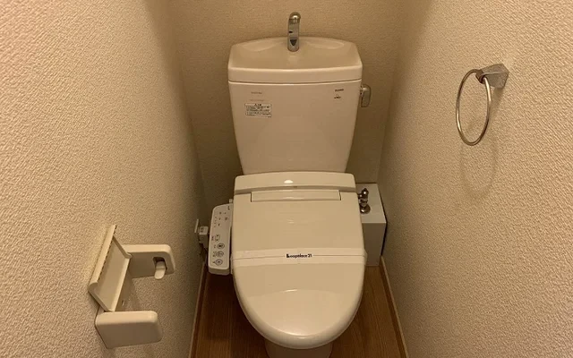 レオパレス青柳 3