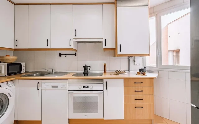 Liora - 1 bedroom and office in Almagro 1