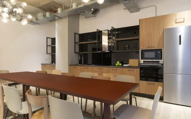 Smart Studio (Students Only) 4