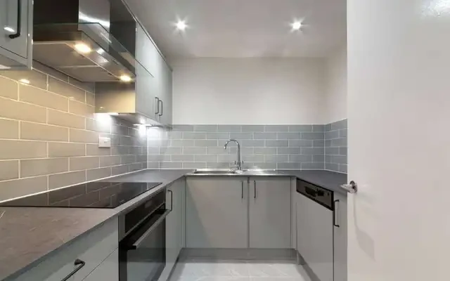 Garland Court 2