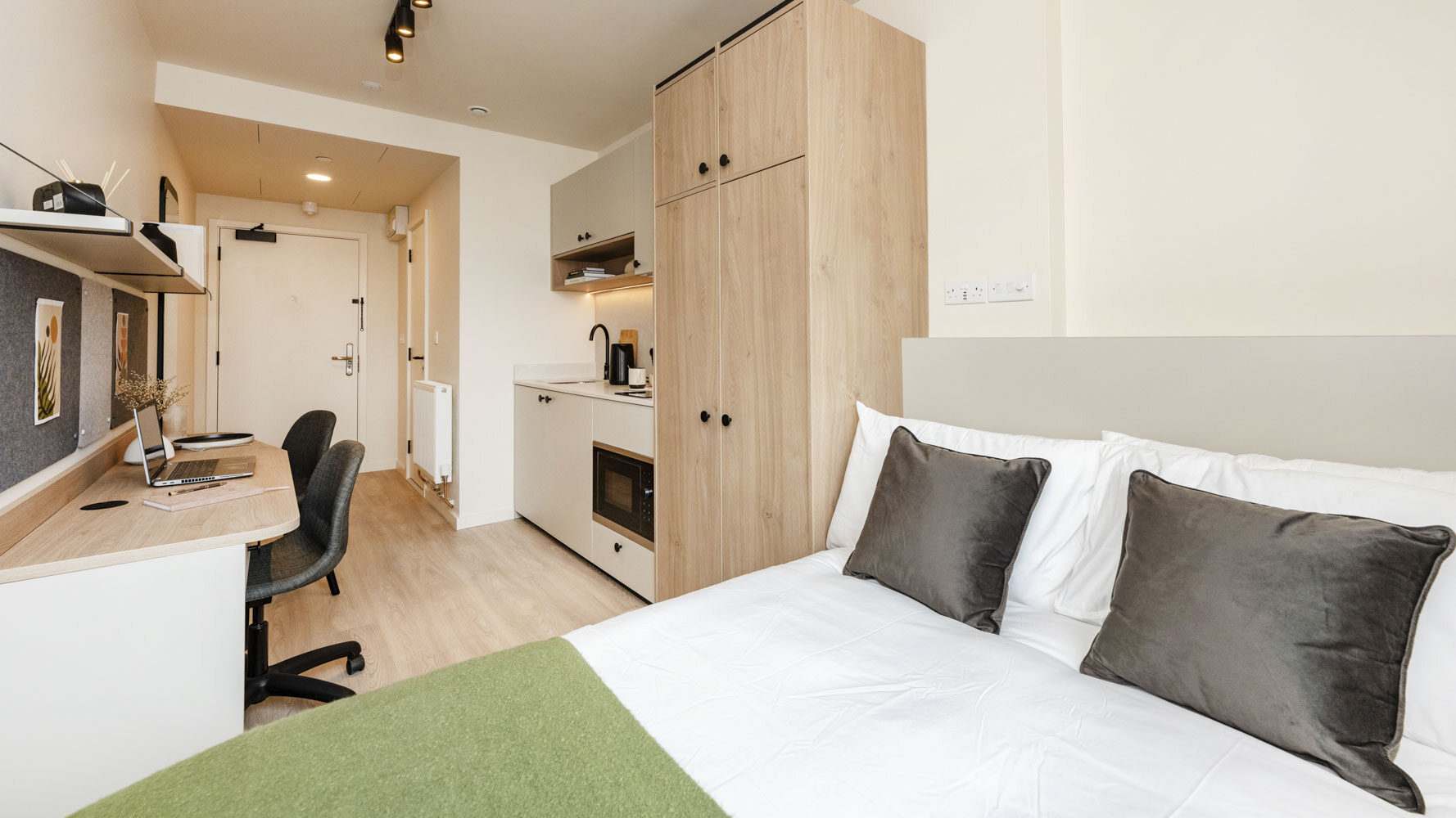 uhomes.com | Student Accommodation, Housing, Flats, Apartments for Rent