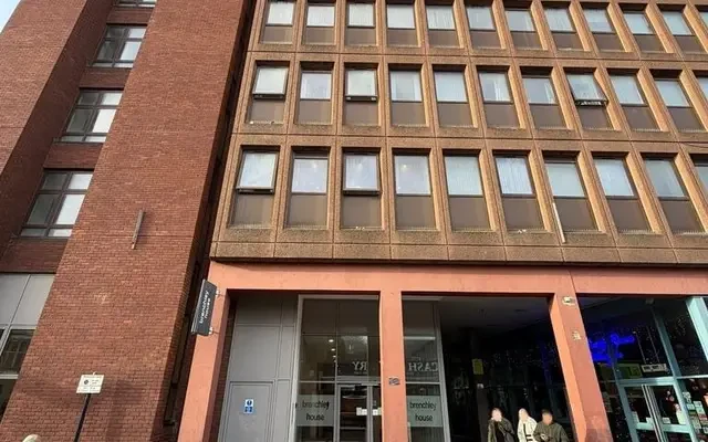 Week Street 30323# 0