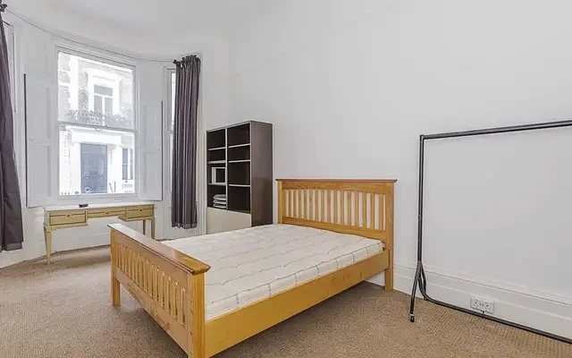 Hogarth Road, Earls Court 2