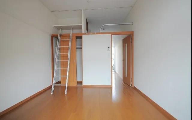 レオパレス椿 - Okayama student accommodation - 201号房间(带独立厨房)