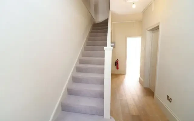 house in Edgware 0