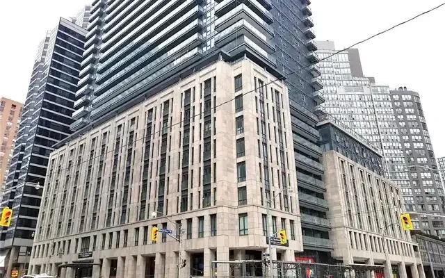 Entire Place·1B1B···720 - 955 Bay St, The Britt Condos, Bay St. Corridor, Downtown 0