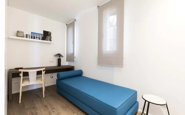 Lluria Luxury 42A 4