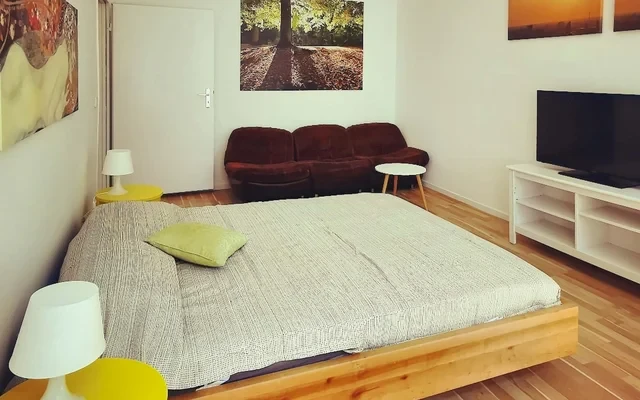 Urbanstrasse 4