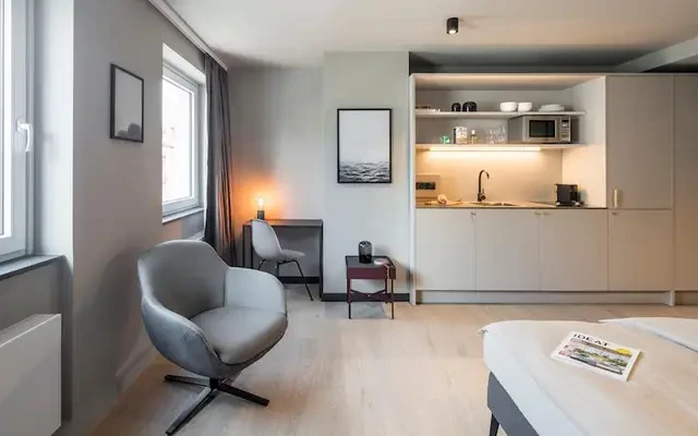 Serviced Apartment in Frankfurt Main Station - S 1