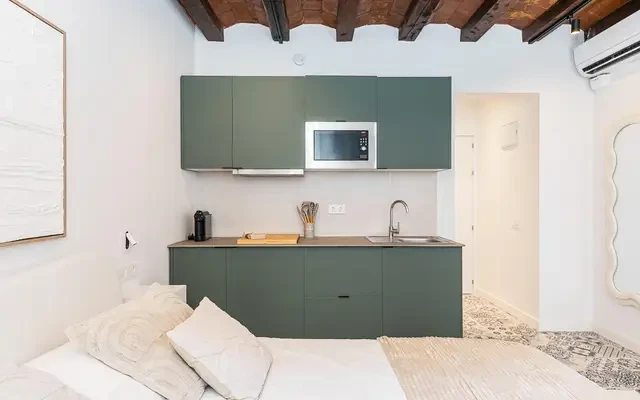 studio in El Raval 3