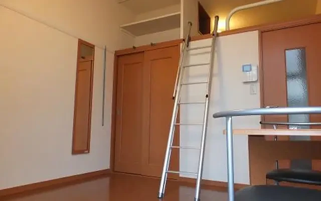 レオパレスメルベーユ - 北足立郡伊奈町の学生向け宿泊施設 - 104号房间(带独立厨房)