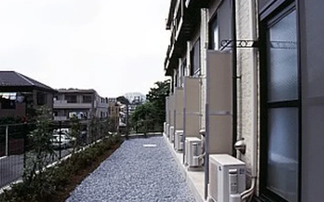 レオパレスハーモニー 102号室 2
