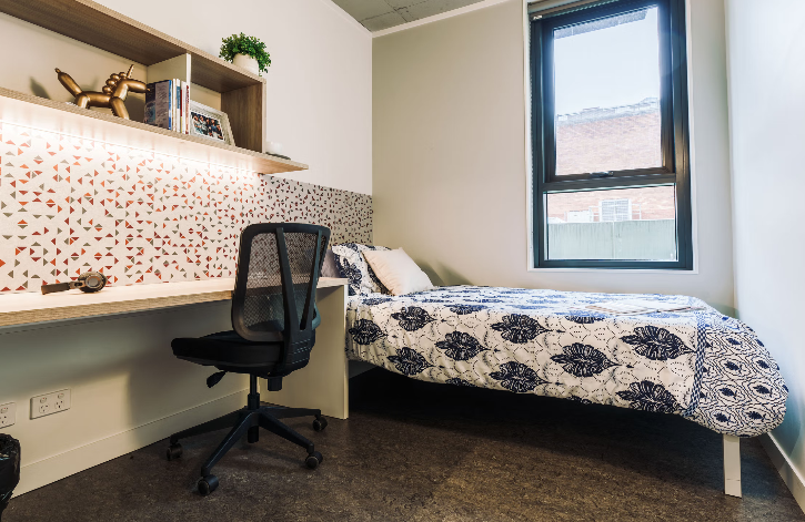 Standard Room in 6-Bed Apartment with Courtyard