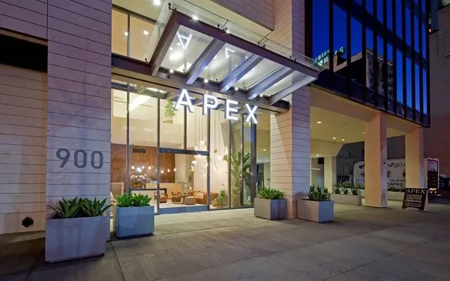 Apex 0