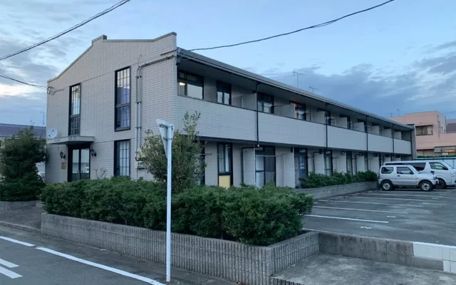 レオパレス金屋橋 0