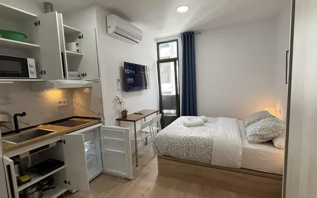 studio in Malasaña and the University area (Central Madrid) 1