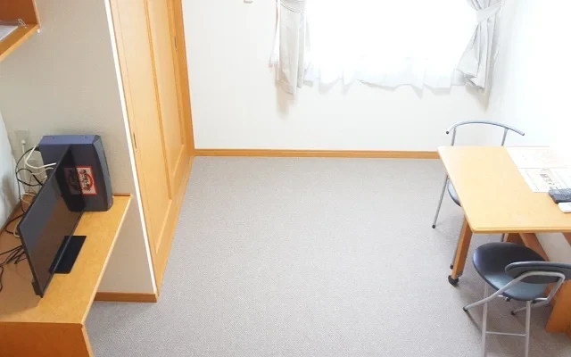レオパレス花水木 3