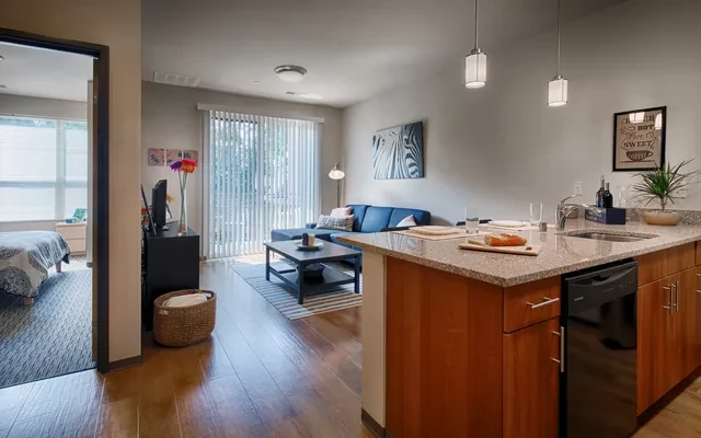 Park Place - Madison student accommodation - 1 bd, 1 ba