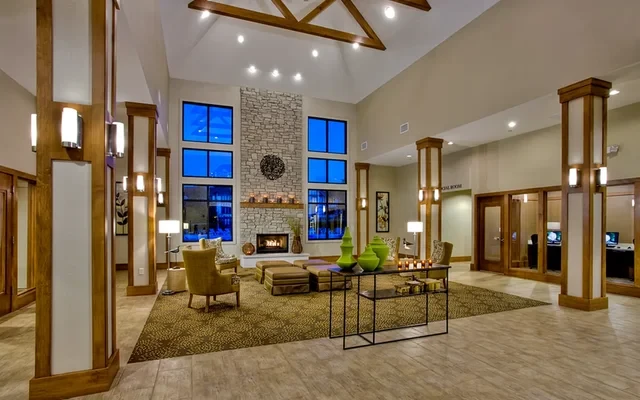 Schaumburg- International Village 4