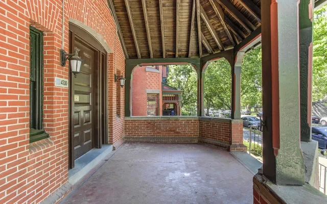 CA - 4200 Spruce Street 0