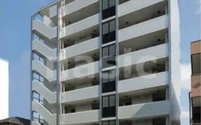 Illustration by S. Tsujio 0