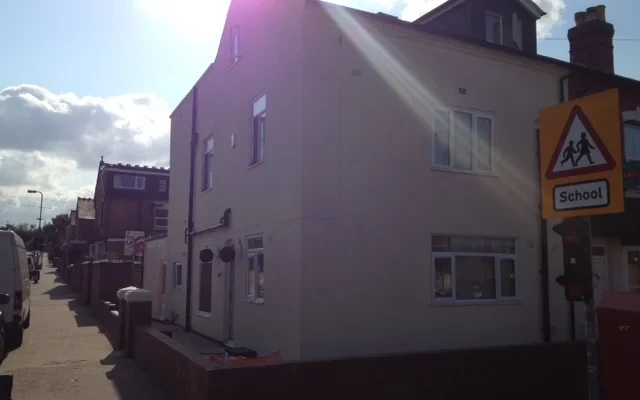 Shared Place·9B9B···102 Tiverton Road 0
