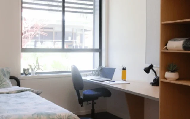 La Trobe University - Hillside Apartments 1