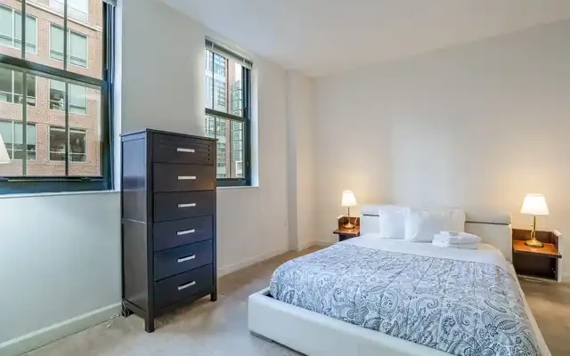 Beautiful 2 Bedroom Fully Furnished Apartment on Harborfront - Baltimore MD student accommodation
