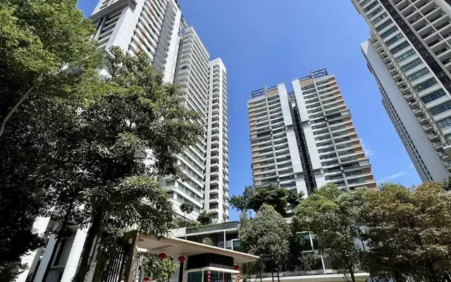 A'marine, Sunway South Quay 1