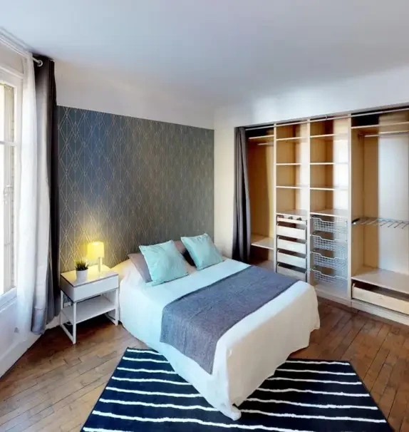 Comfy double bedroom near the Ségur metro