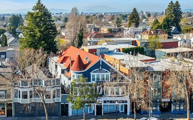 3228 Adeline - Berkeley student accommodation