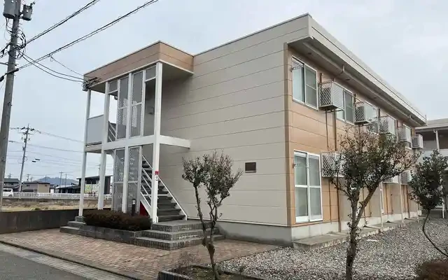 レオパレス式部 3