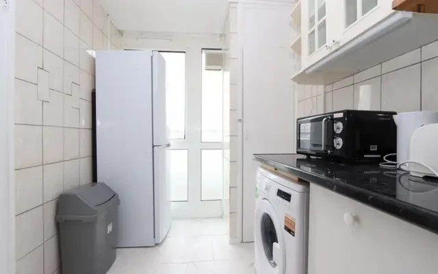 Lovely bedroom in a shared flat in Notting hill 2