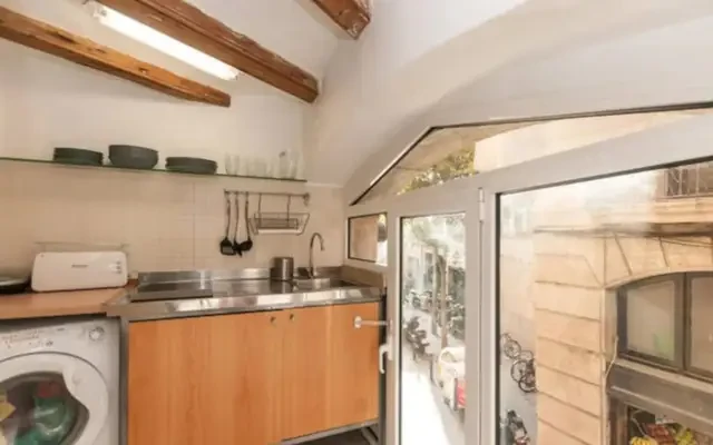 studio in El Raval (Ciutat Vella) 2