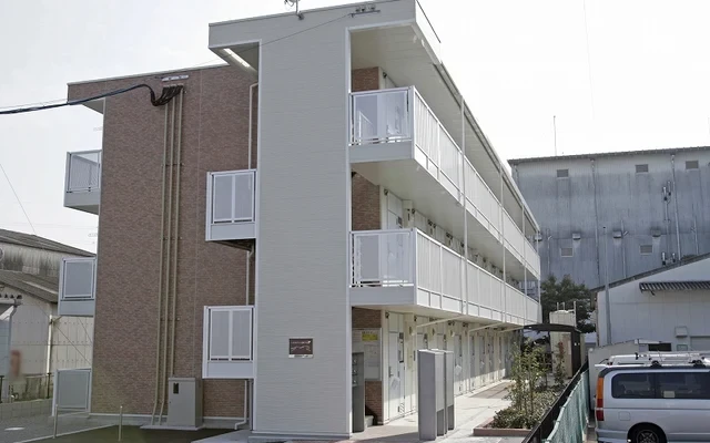 レオパレス長咲 0