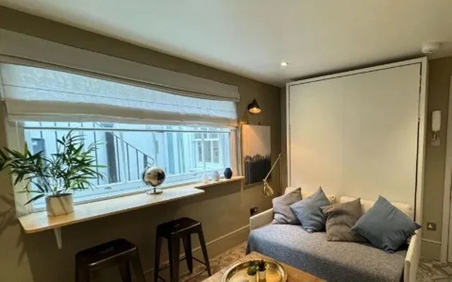 LH-199 Gloucester Place 2